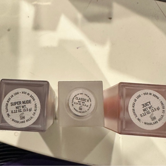 NEW KKW BEAUTY LIP SET - Picture 2 of 3